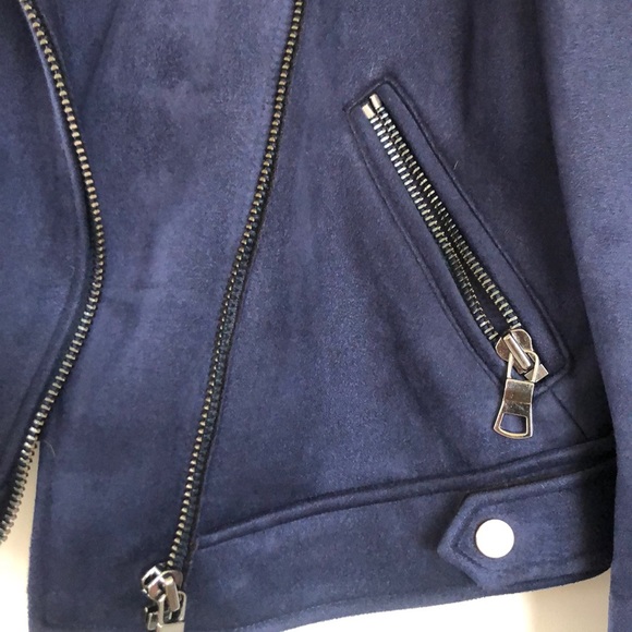 Blue suede moto jacket with zipper details - Picture 4 of 8